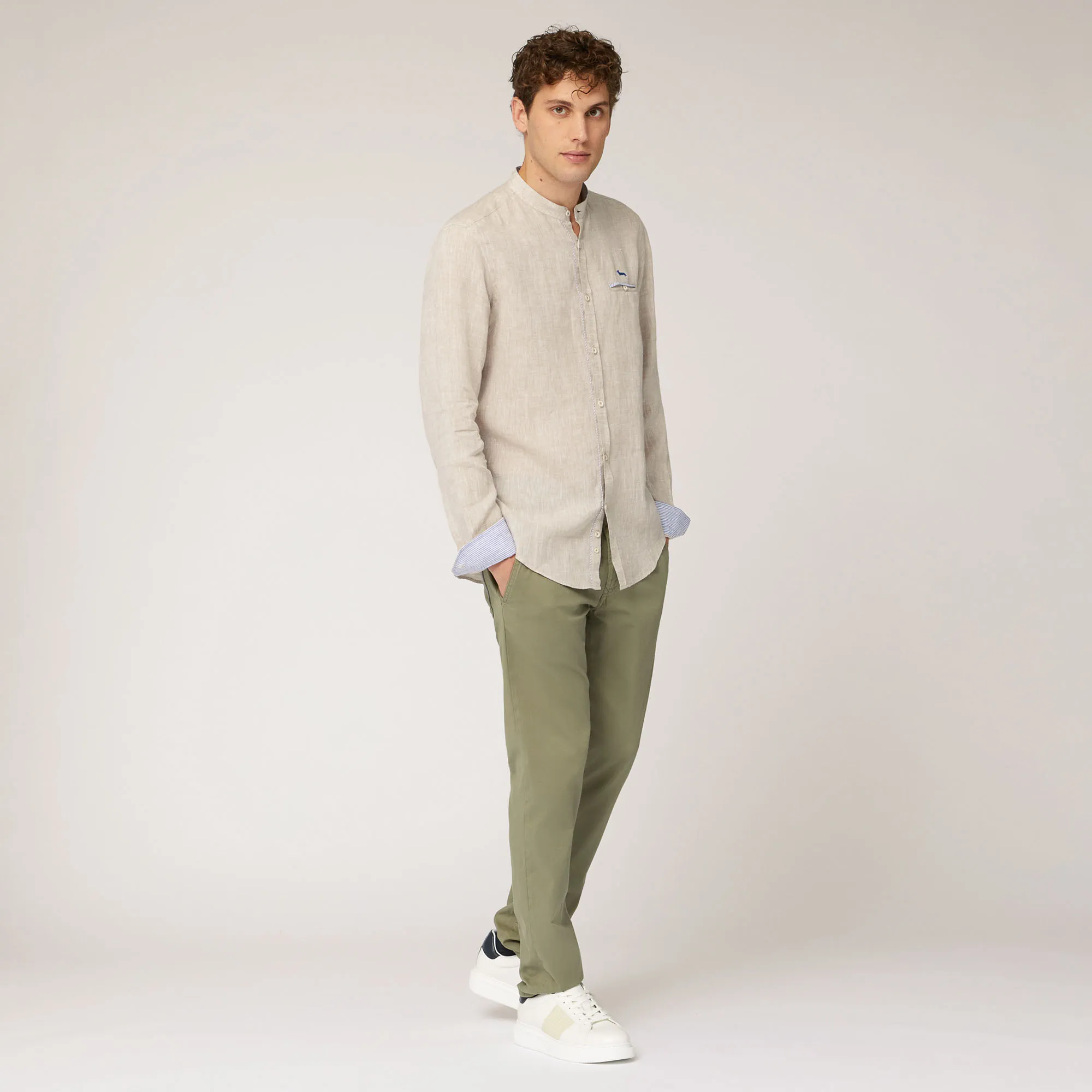 Camicia In Lino Con Collo Alla Coreana E Taschino