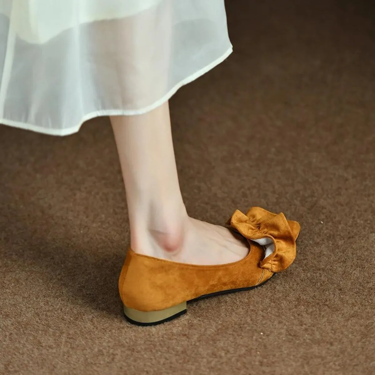 Scarpe per donna 2024 Calzature estive da donna per ufficio Punta a punta Giallo Tacco basso Elegante tendenza della moda in pro